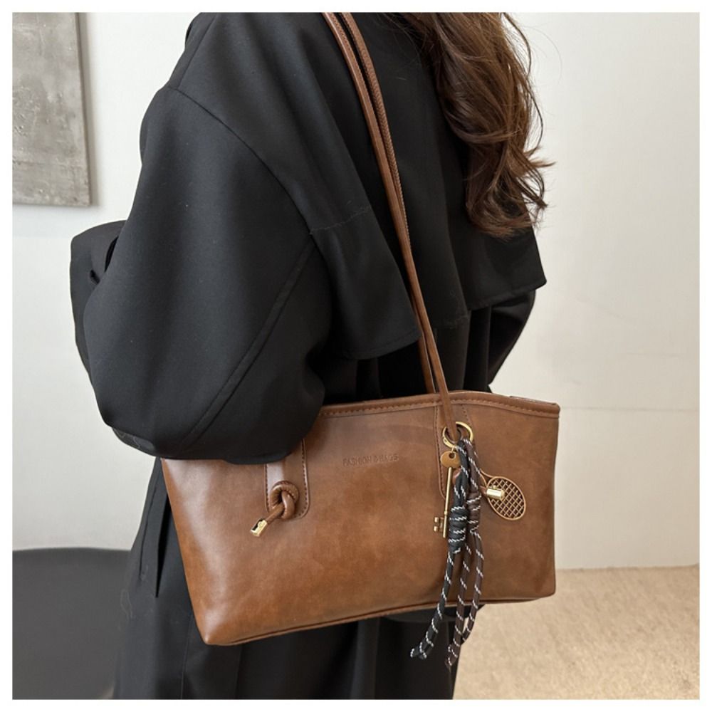 Sac fourre-tout rétro en cuir  - Luxury Y2K Bags avis et prix