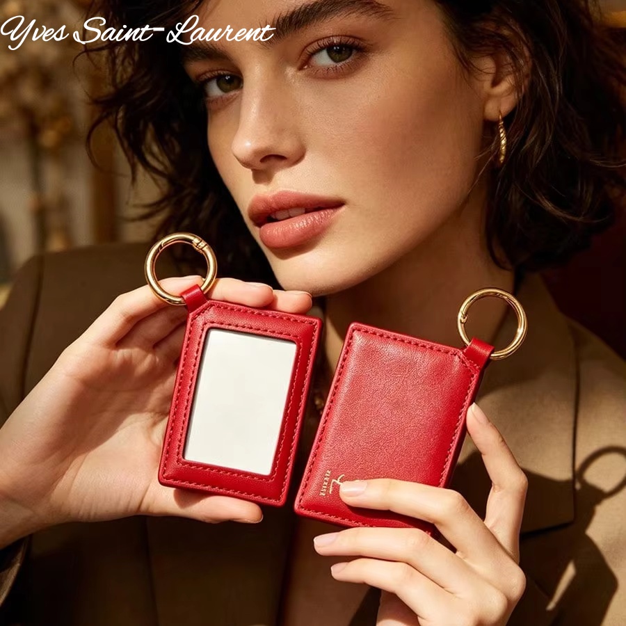 YSL Miroir de maquillage carré - Luxury Bags Mini avis et prix
